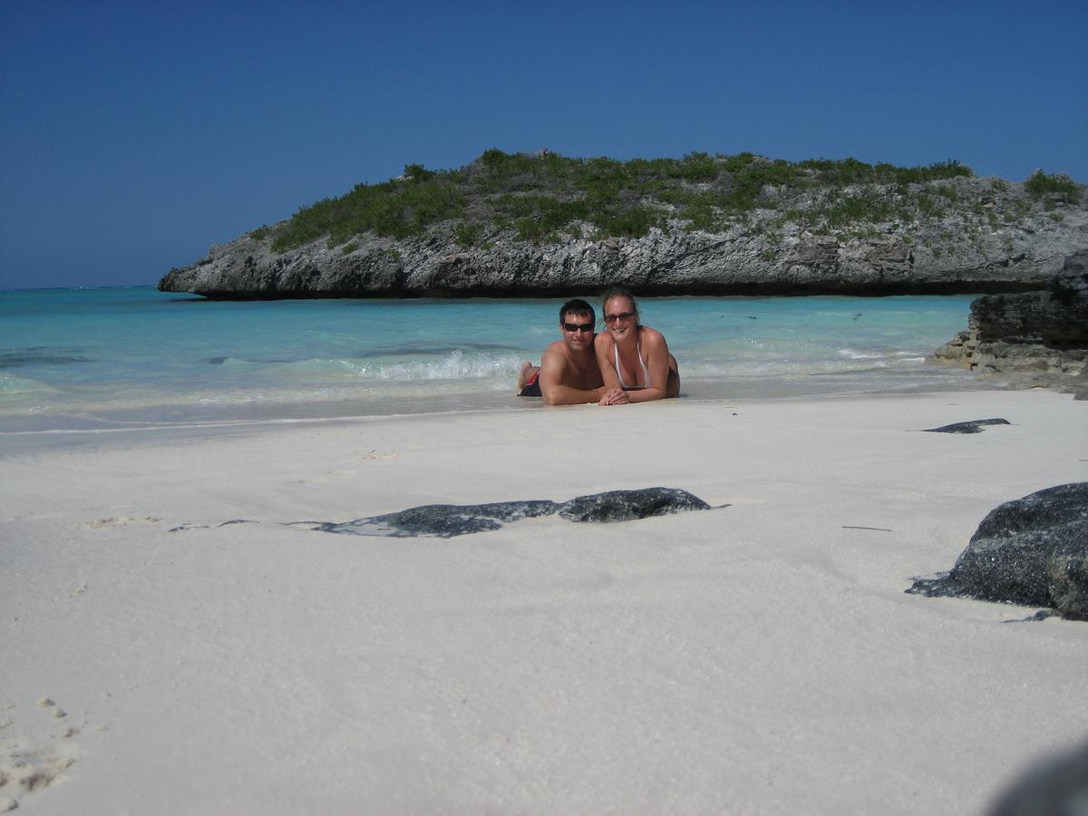 Hollywood Beach Suites Turks And Caicos Whitby المظهر الخارجي الصورة