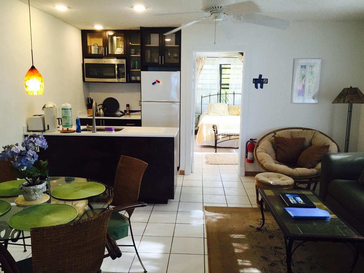 Hollywood Beach Suites Turks And Caicos Whitby المظهر الخارجي الصورة