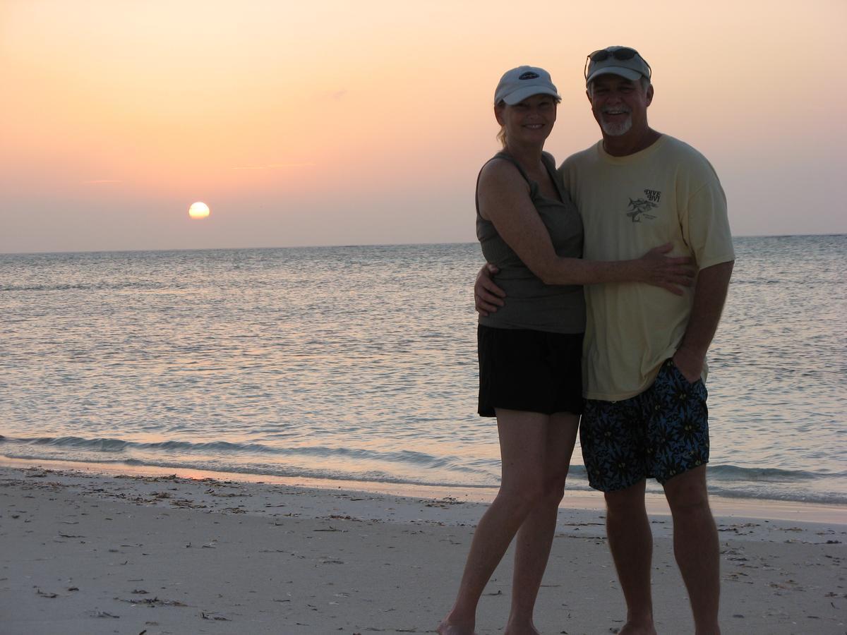 Hollywood Beach Suites Turks And Caicos Whitby المظهر الخارجي الصورة